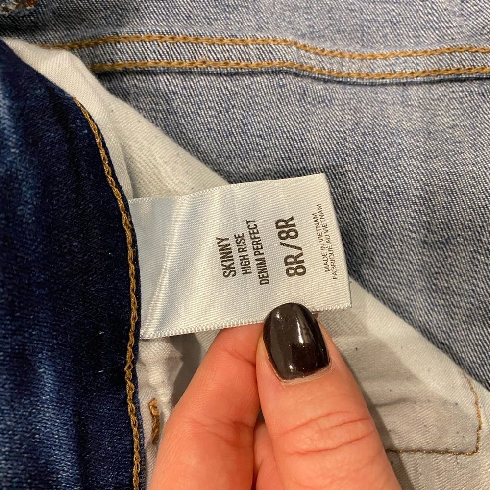 Express Skinny High Rise Jeans - Picture 3 of 3